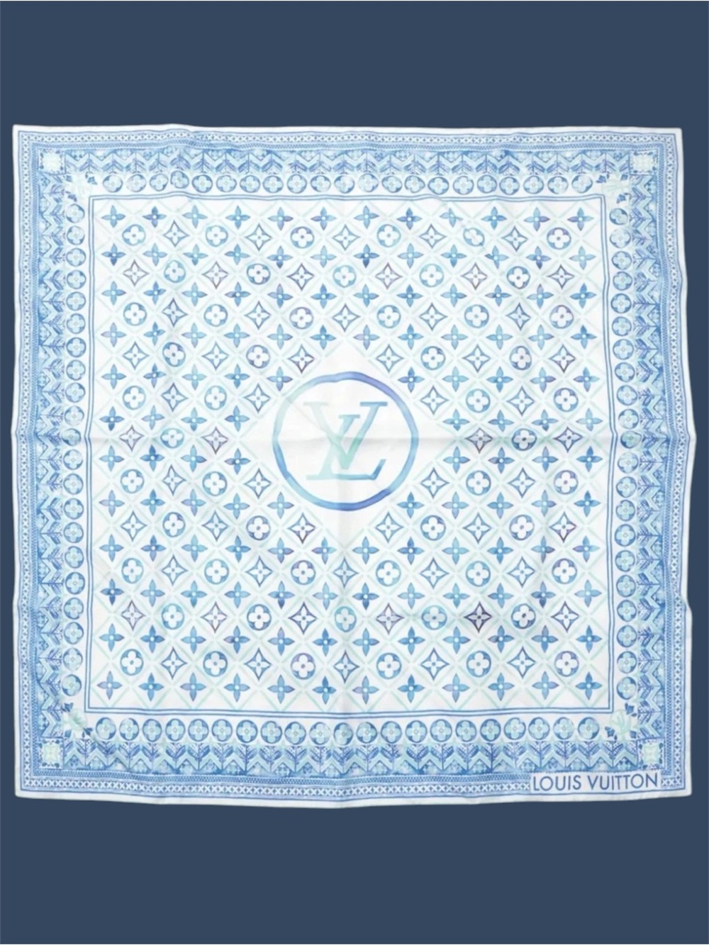 🩵💙Louis Vuitton BY THE POOL BLUE TILE SCARF - Picture 2 of 3